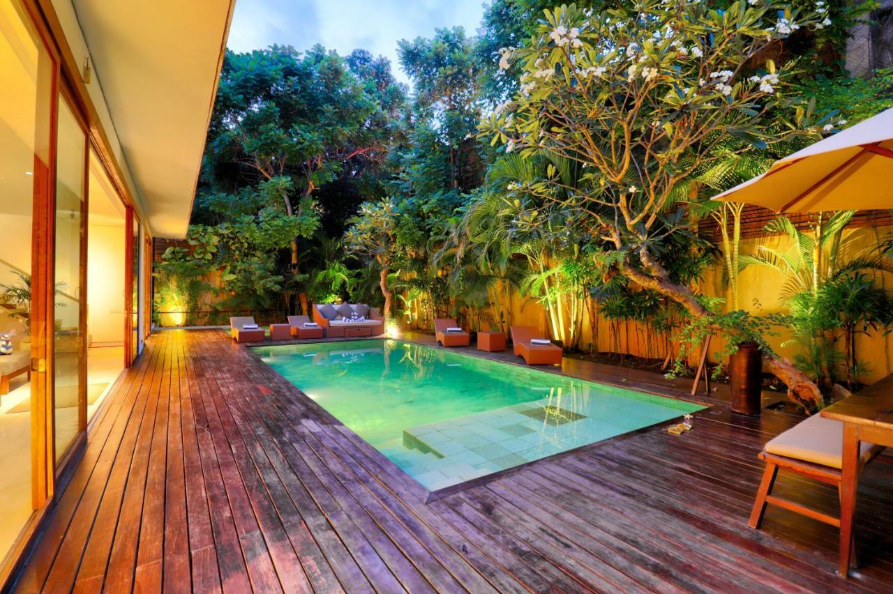 Beach Axis Villa, Seminyak Exterior photo