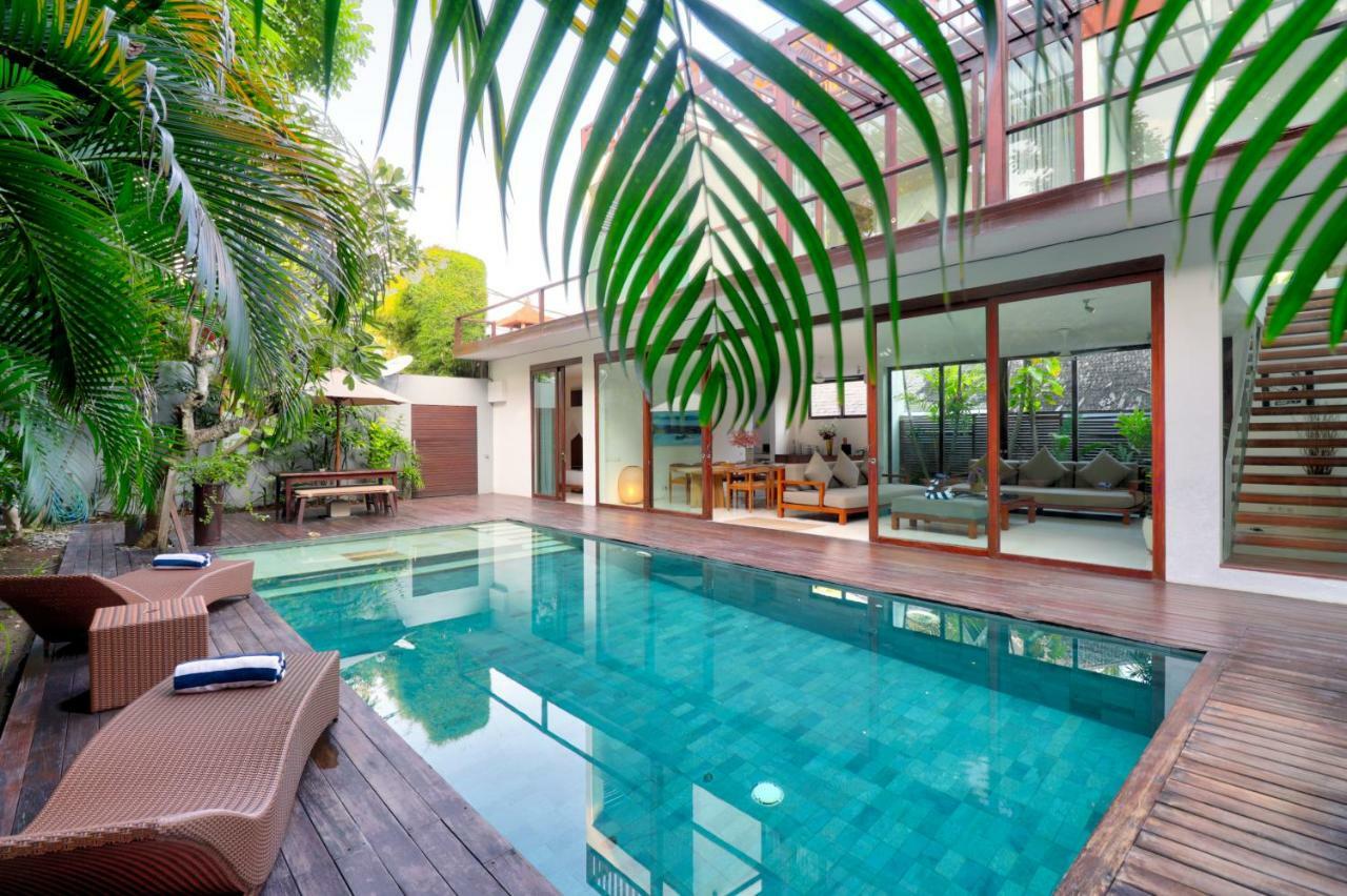 Beach Axis Villa, Seminyak Exterior photo
